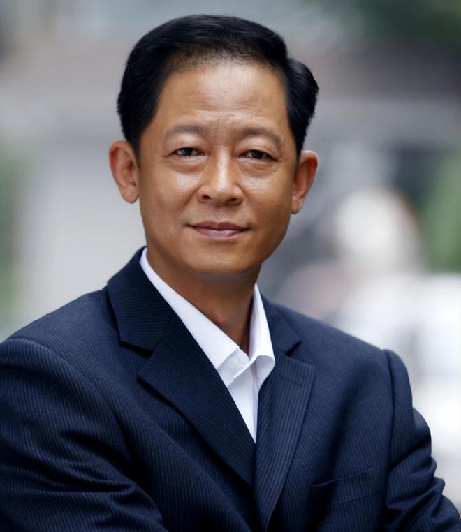 志文一人单挑30多家媒体毫不畏惧！米乐m6震惊娱乐圈的口香糖事件王(图3)