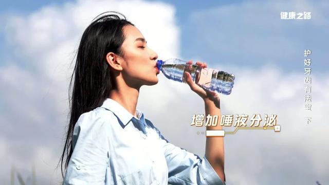 是爱美！有些人一定要做m6米乐牙齿正畸不只(图2)